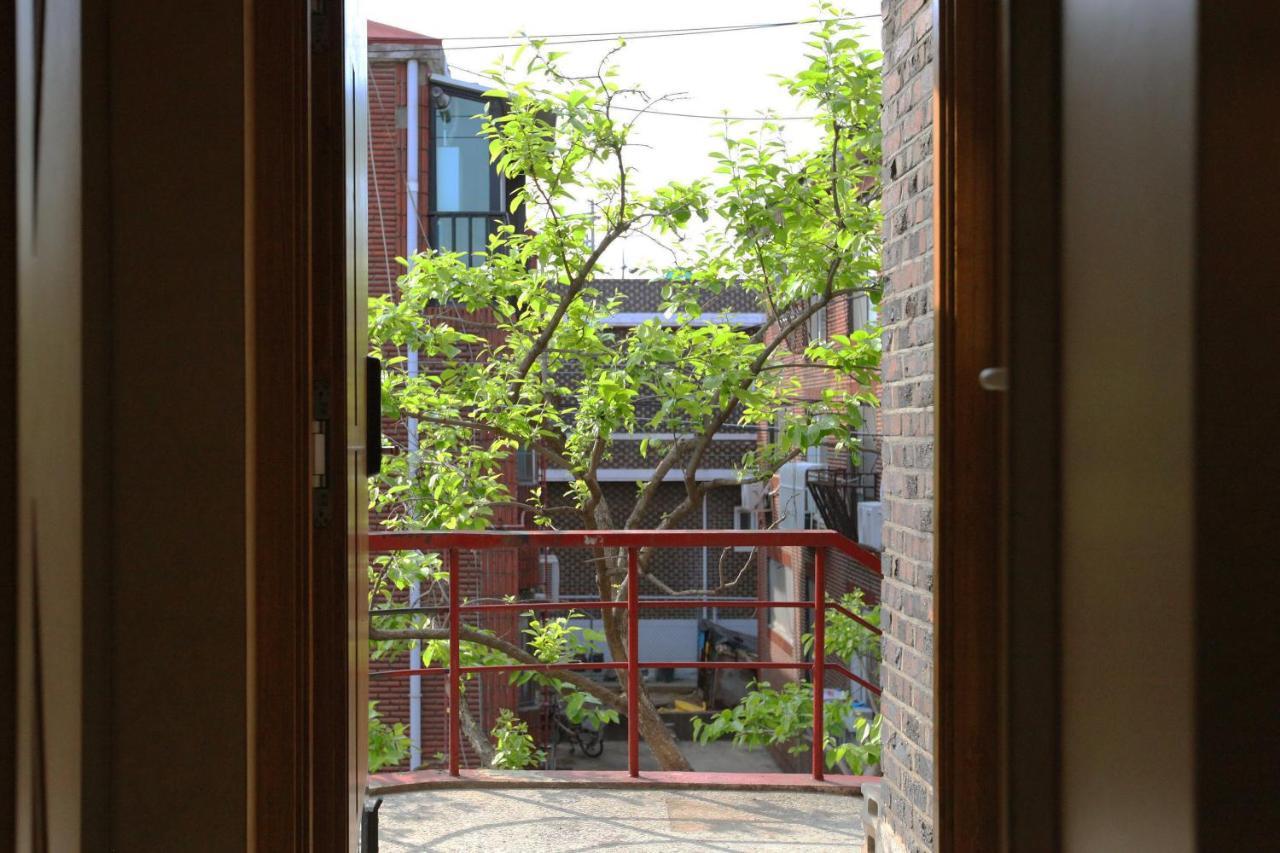Entire Apartment Or Single Rooms In Homegarden Park Near Camp Humprehys Phjongthek Kültér fotó