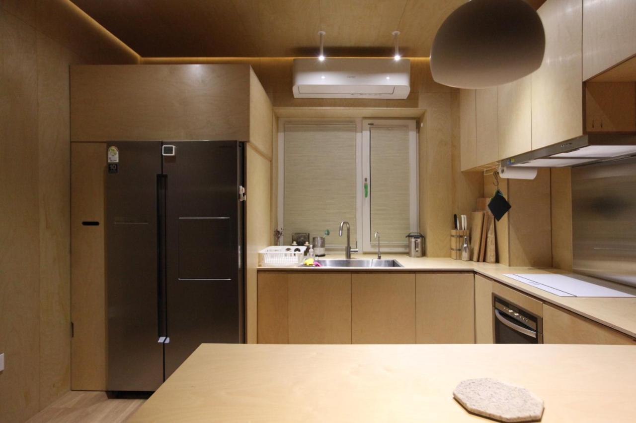 Entire Apartment Or Single Rooms In Homegarden Park Near Camp Humprehys Phjongthek Kültér fotó
